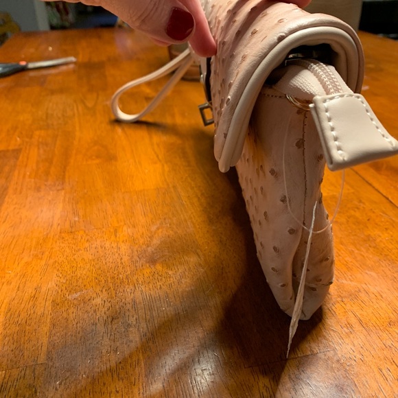 B Collective Purse - Picture 5 of 8